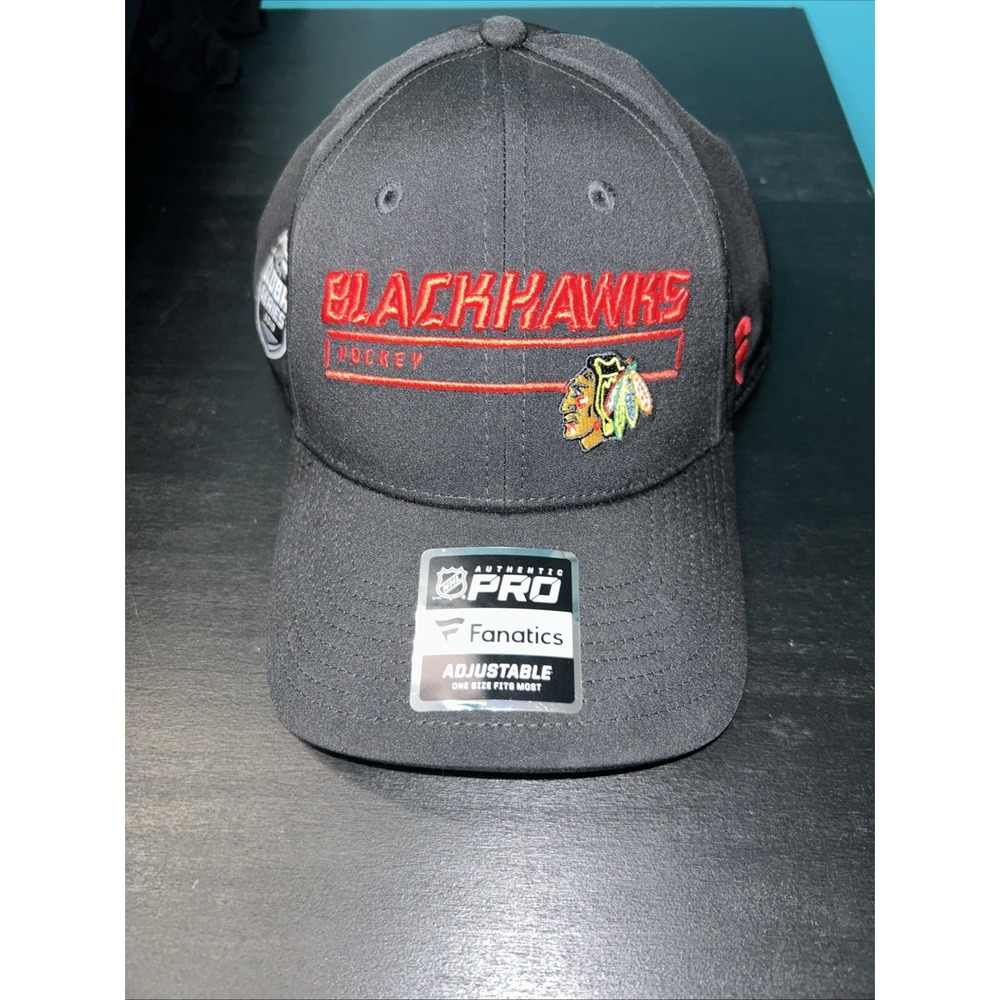 NWT NHL Chicago Blackhawks Authentic‎ Pro Fanatics Adjustable Strap Black Hat